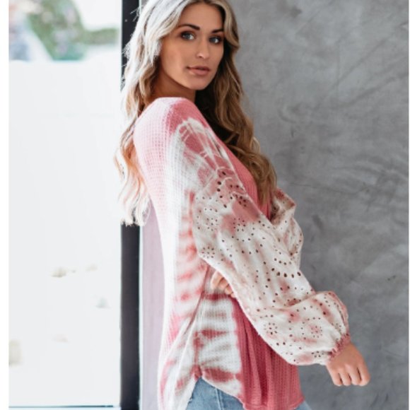 WALENTINA Contrast Sleeve Blouse - Picture 5 of 8